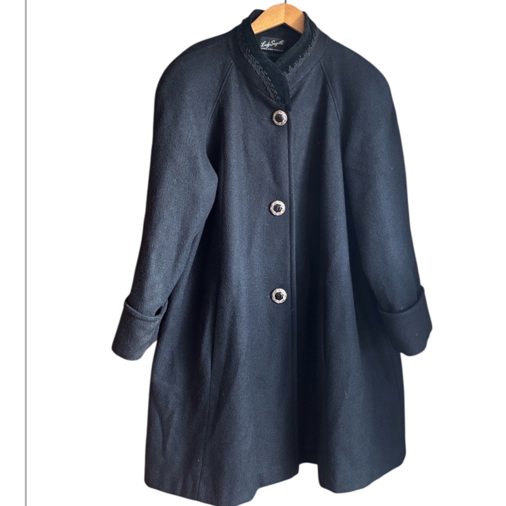 Lady Suzette Black Wool Swing Vintage Coat‎ Size 14/16